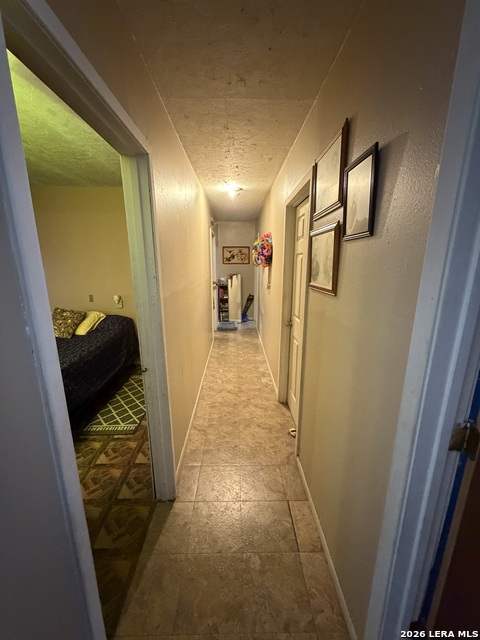 Listing photo id 3 for 2107 Hwy 83 N