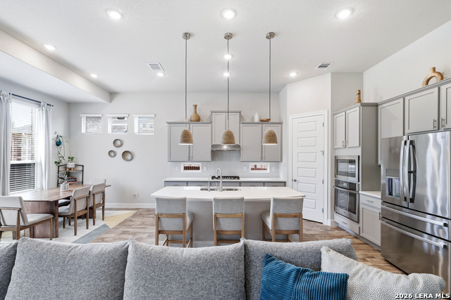 Image 10 of 41 For 12452 Upton Park