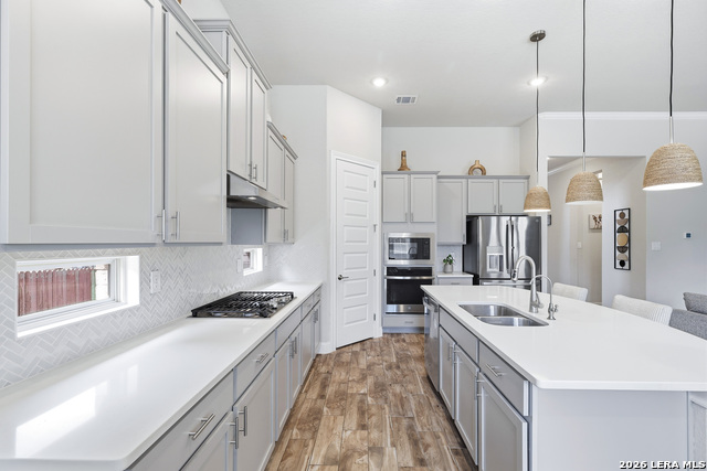 Image 14 of 41 For 12452 Upton Park