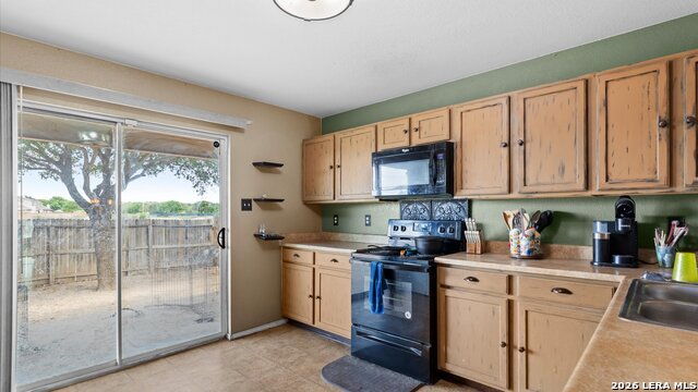 Image 5 of 22 For 3504 Painted Riv