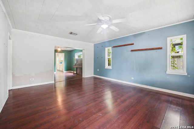 Image 9 of 14 For 1938 Kings Hwy W