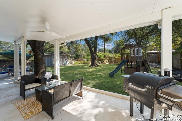 Image 26 of 30 For 614 Larkwood Dr