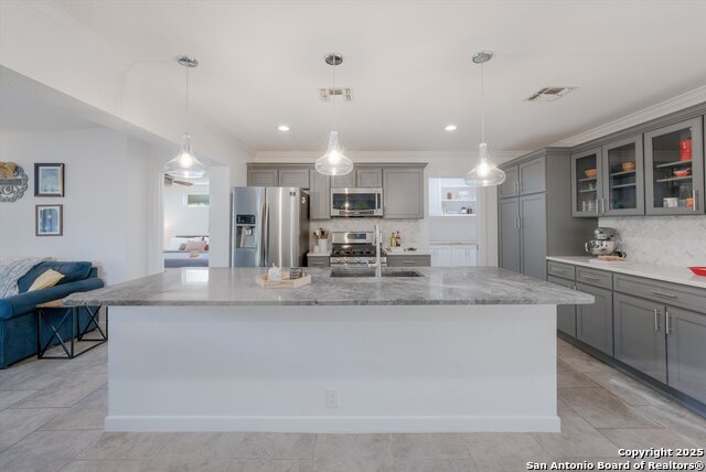 Image 6 of 30 For 614 Larkwood Dr