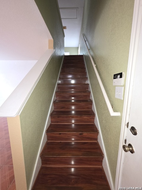 Image 10 of 21 For 10 Cavelier Pass