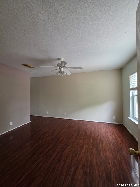 Image 15 of 21 For 10 Cavelier Pass