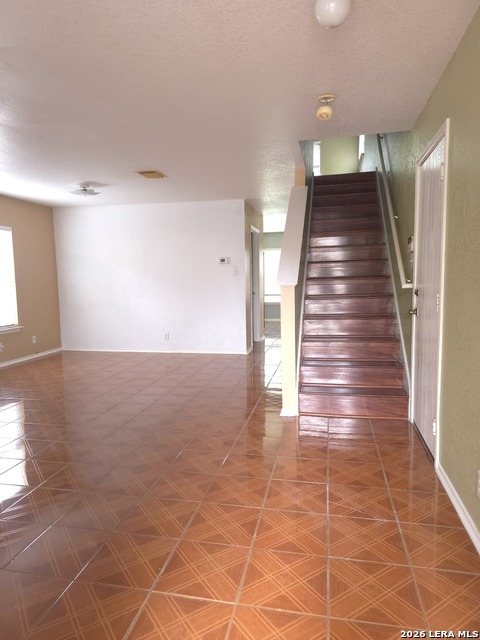 Image 2 of 21 For 10 Cavelier Pass