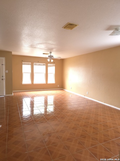 Image 3 of 21 For 10 Cavelier Pass