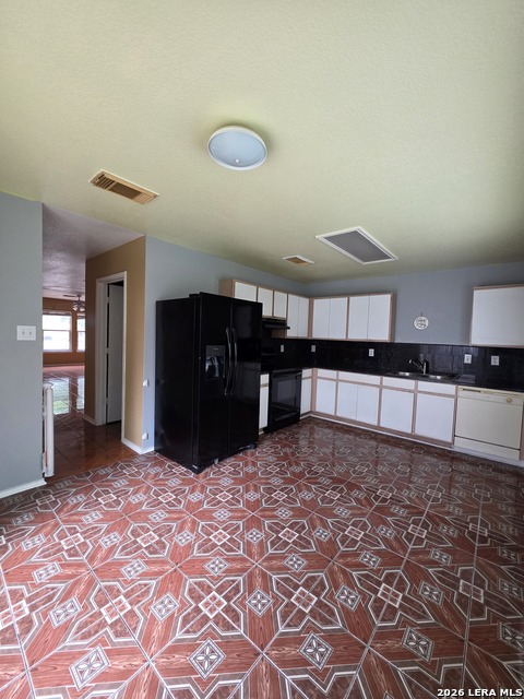 Image 7 of 21 For 10 Cavelier Pass