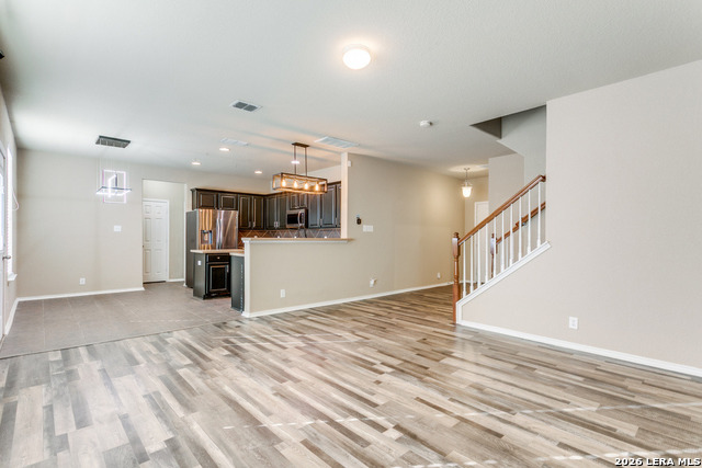 Image 2 of 10 For 13611 Welsford