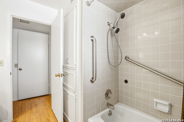 Image 10 of 21 For 7500 Callaghan Rd  210