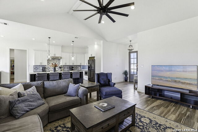 Image 20 of 48 For 827 County Road 2801 E