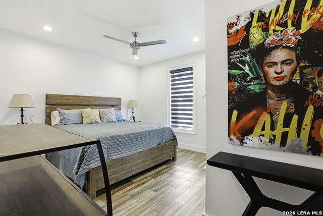 Image 26 of 48 For 827 County Road 2801 E