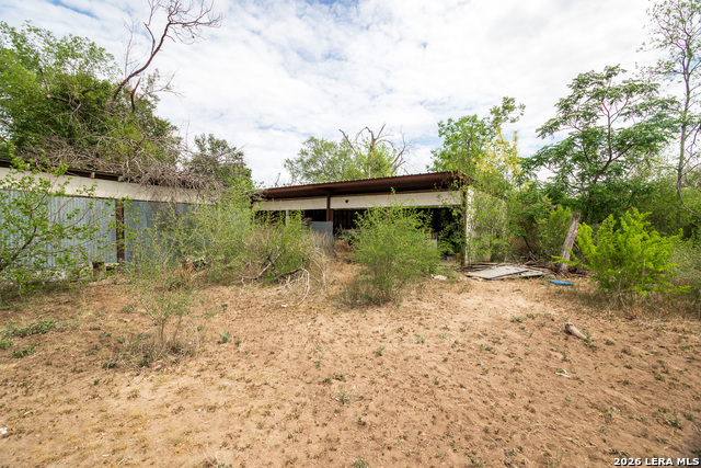 Image 11 of 32 For 307 Orchard Rd