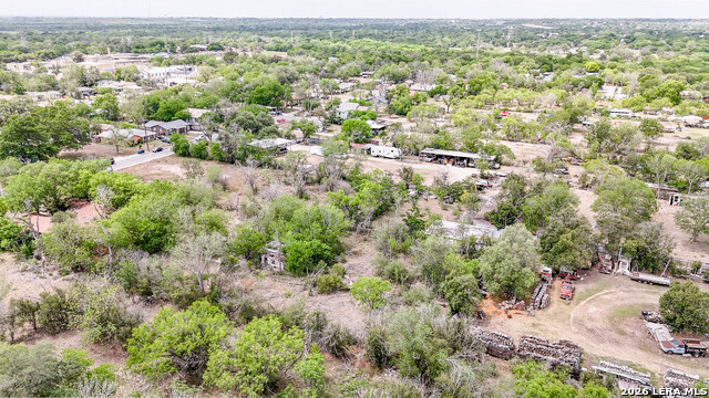 Image 18 of 32 For 307 Orchard Rd