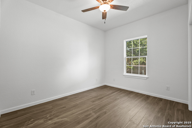 Image 15 of 21 For 1080 Greenhill Dr