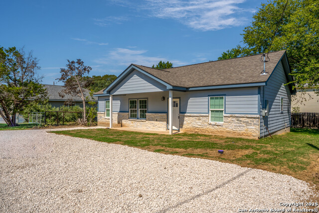 Image 20 of 21 For 1080 Greenhill Dr