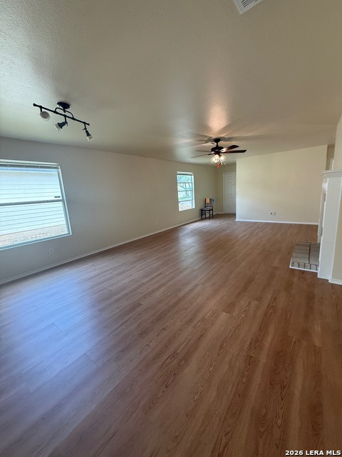 Image 10 of 35 For 7510 Carriage Pass