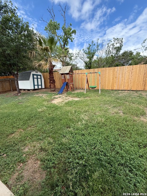 Image 30 of 35 For 7510 Carriage Pass