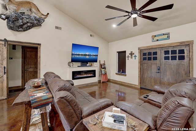 Image 10 of 47 For 1150 Orchard Park Boulevard