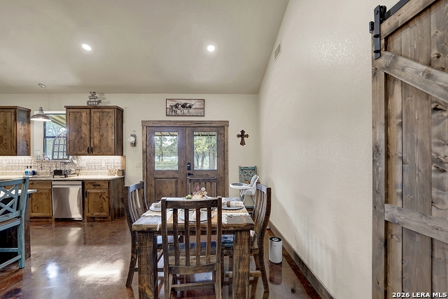 Image 13 of 47 For 1150 Orchard Park Boulevard