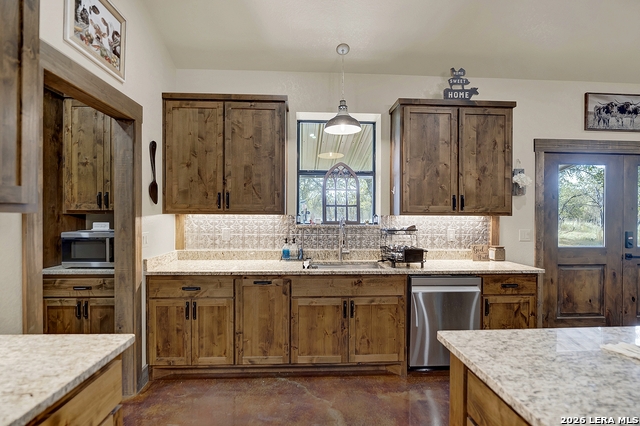 Image 18 of 47 For 1150 Orchard Park Boulevard