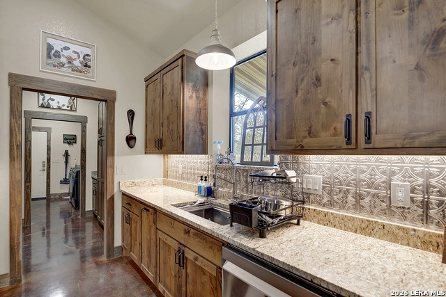 Image 22 of 47 For 1150 Orchard Park Boulevard