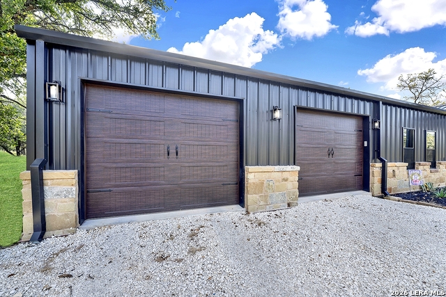 Image 37 of 47 For 1150 Orchard Park Boulevard