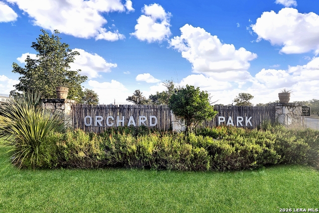 Image 4 of 47 For 1150 Orchard Park Boulevard