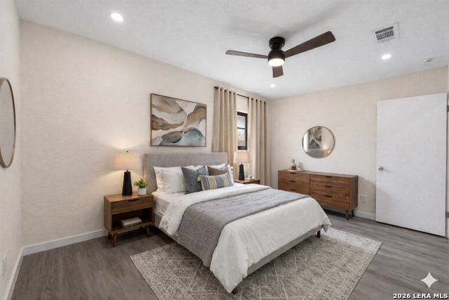 Image 7 of 15 For 1610 Brice  