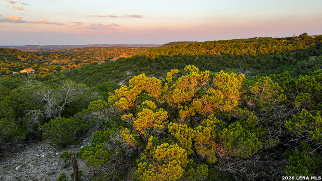 Image 15 of 50 For 417 Sparkling Springs Dr