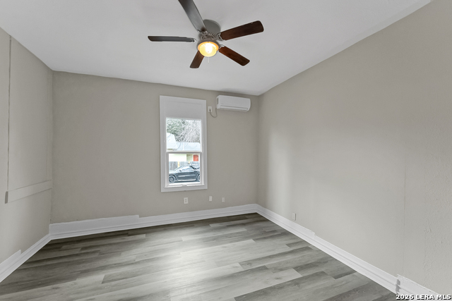 Image 4 of 9 For 146 Fairview  1