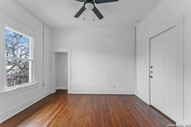 Image 2 of 8 For 146 Fairview  2-3