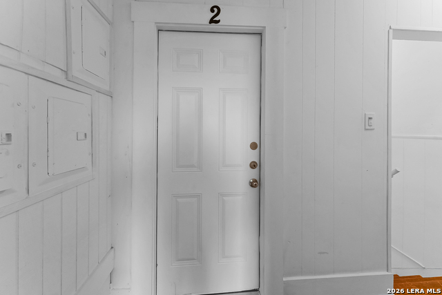 Image 4 of 8 For 146 Fairview  2-3