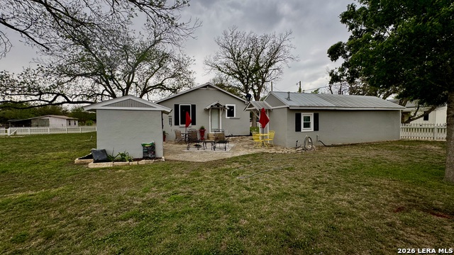 Image 17 of 19 For 1615 Lorenzo St.