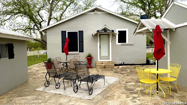 Image 5 of 19 For 1615 Lorenzo St.