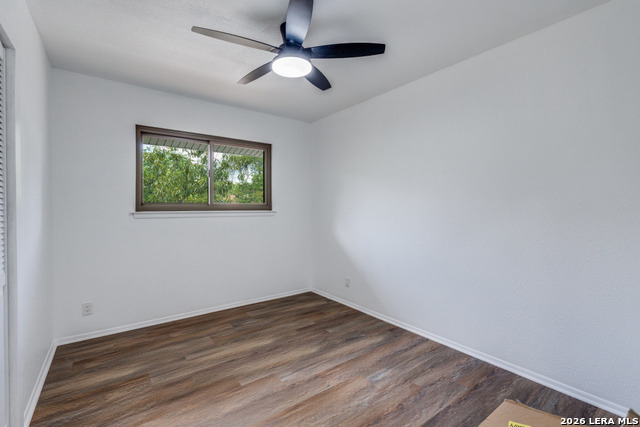 Image 19 of 26 For 5118 Gawain Dr