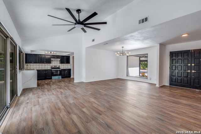 Image 8 of 26 For 5118 Gawain Dr