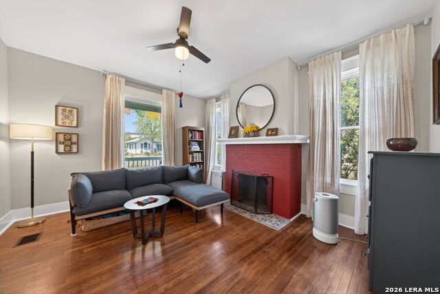 Image 10 of 45 For 426 Rigsby Ave