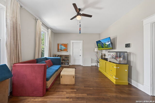 Image 14 of 45 For 426 Rigsby Ave