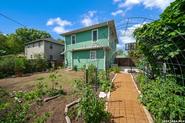 Image 32 of 45 For 426 Rigsby Ave