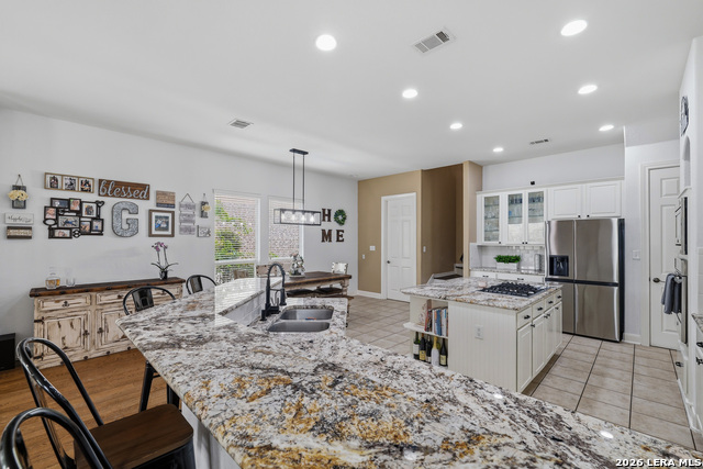 Image 12 of 41 For 71 Sable Hts