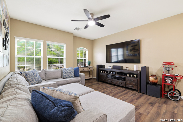 Image 26 of 41 For 71 Sable Hts