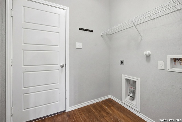 Image 14 of 16 For 425 Hunters Rnch E