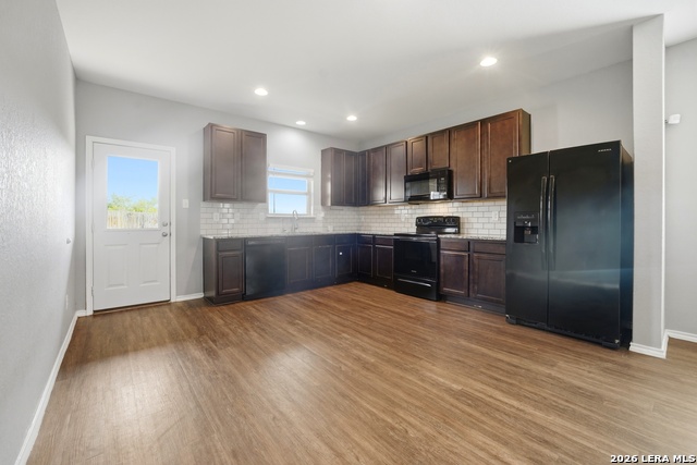 Image 5 of 16 For 425 Hunters Rnch E