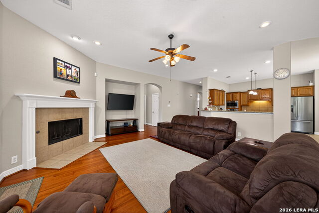 Image 21 of 42 For 8715 Rancho De Taos