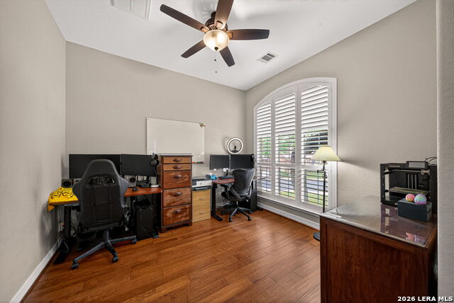 Image 23 of 42 For 8715 Rancho De Taos