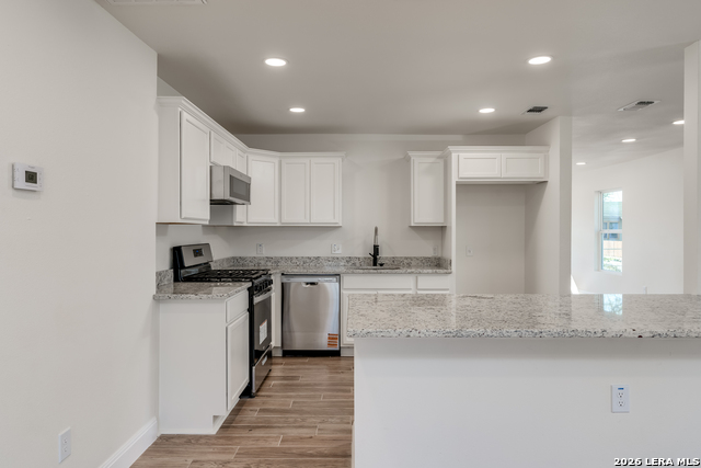 Image 12 of 33 For 227 Burke Ave