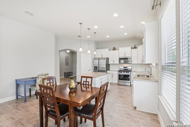 Image 16 of 50 For 27450 Paraiso Sands