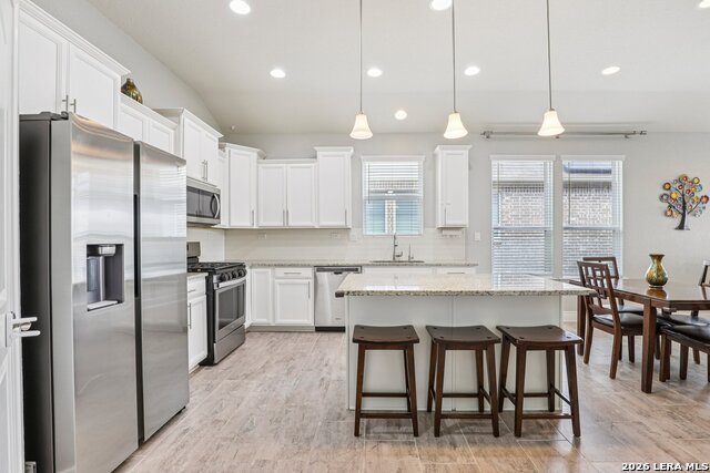 Image 18 of 50 For 27450 Paraiso Sands