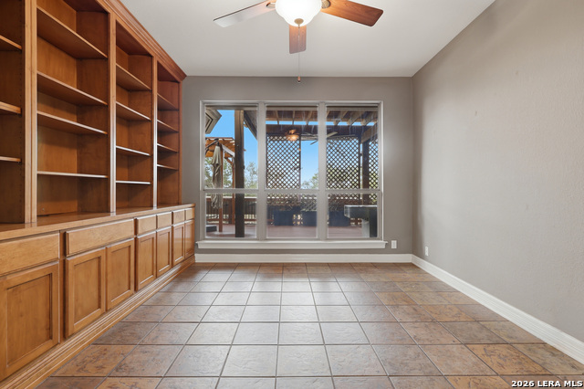 Image 10 of 66 For 2806 Roan Creek